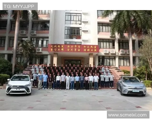 南京足球队在洲际杯中的灵活性表现引发热议展现战术多样性与团队协作能力