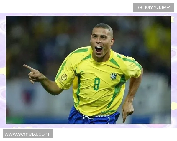 史上出牌最多的足球明星揭秘与传奇生涯的精彩瞬间回顾